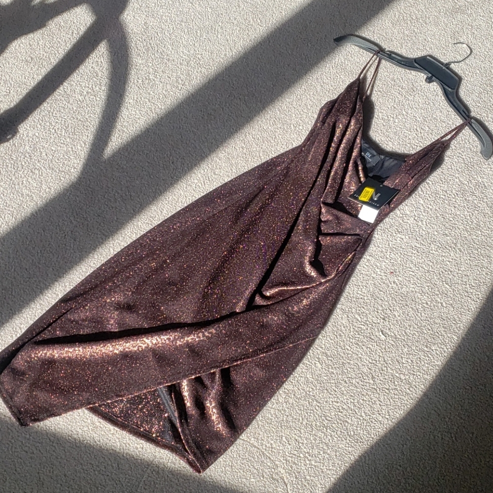 Dress - Picture 2 of 3